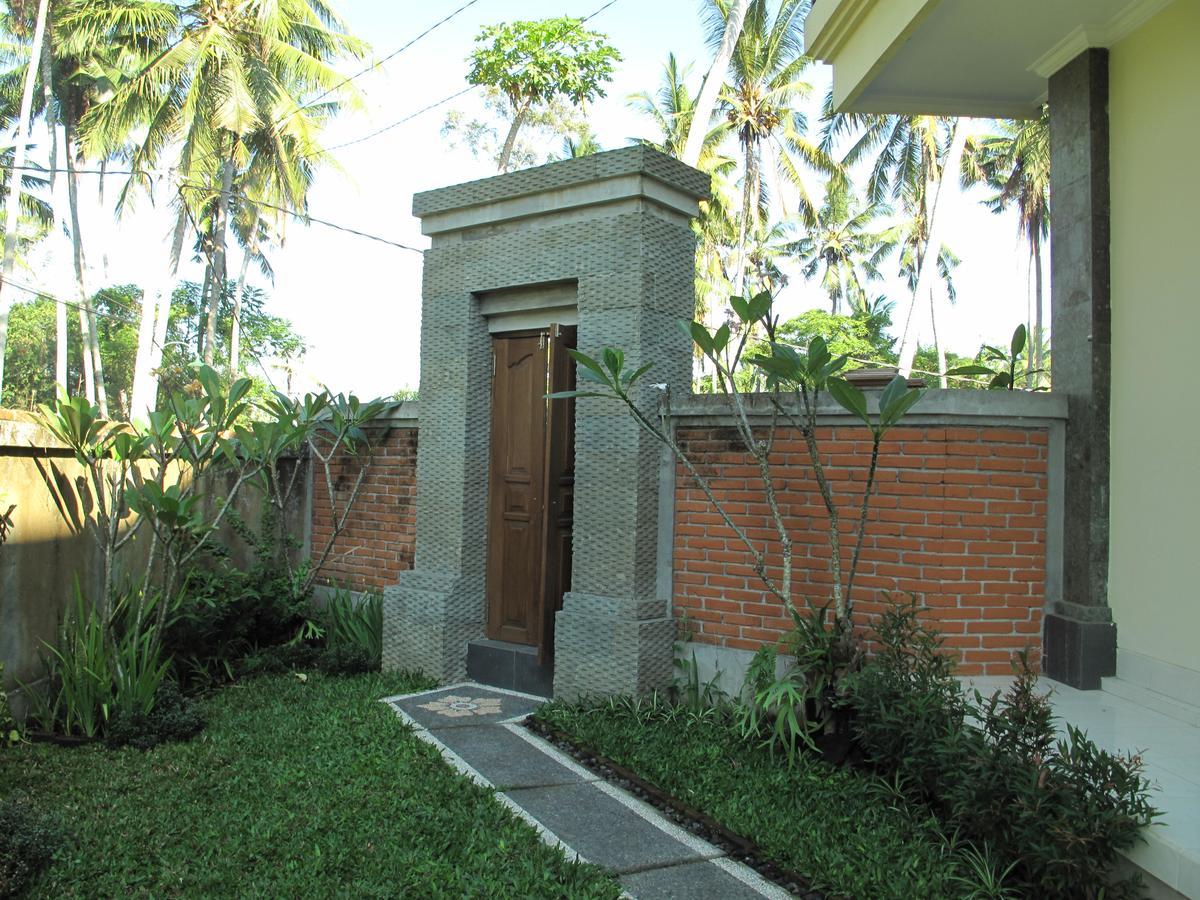 Sunrise Coconut House Hotel Ubud  Exterior photo