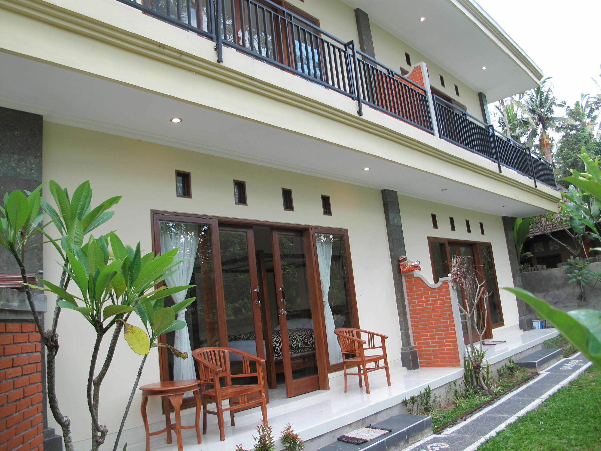 Sunrise Coconut House Hotel Ubud  Exterior photo